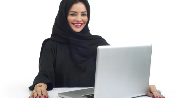 توظيف السعوديات في القطاع الخاص يرتفع بنسبة 8.8 % خلال عام