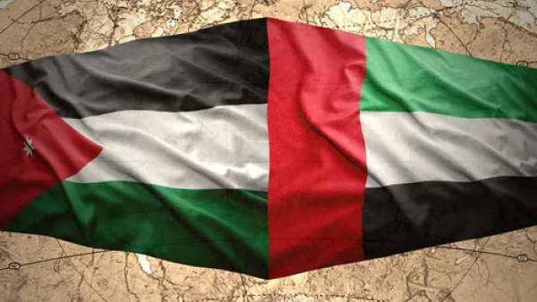 الإمارات تنفي رفع الحظر عن استيراد خضروات وفواكه من الأردن