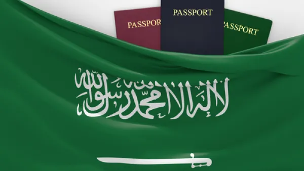 باتت عملية إصدار تأشيرات الزيارة التجارية للمنشآت تتم إلكترونيًا دون الحاجة إلى خطاب دعوة لتسهيل بت الجهات المختصة فيها وذلك بعد إجراء ربط إلكتروني بين الجهات ذات العلاقة