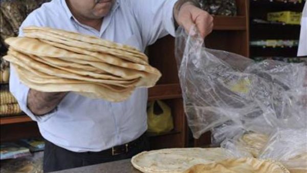 حتى رغيف الخبز أصبح يقلق المواطن الأردني! حتى رغيف الخبز أصبح يقلق المواطن الأردني!