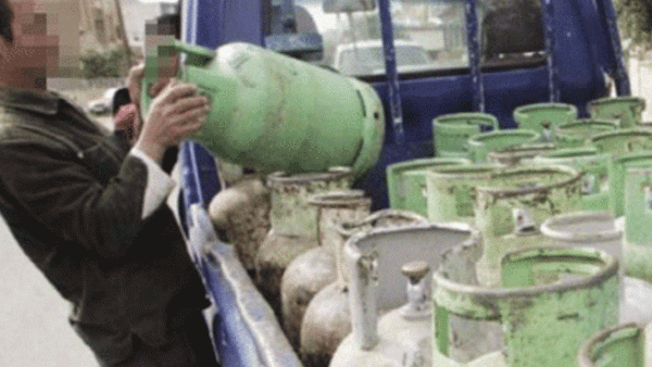 Gas vendors from Marib and Jawf intend to join the men currently protesting outside the Yemeni Gas Company in Sana’a