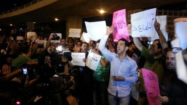 قال الناطق الاعلامي باسم جماعة الإخوان المسلمين زكي بني ارشيد في تصريح لـلدستور ان هذا الاعتصام سيبقى مفتوحا حتى تتراجع الحكومة عن قرارها. مصدر الصورة: علي/ تويتر