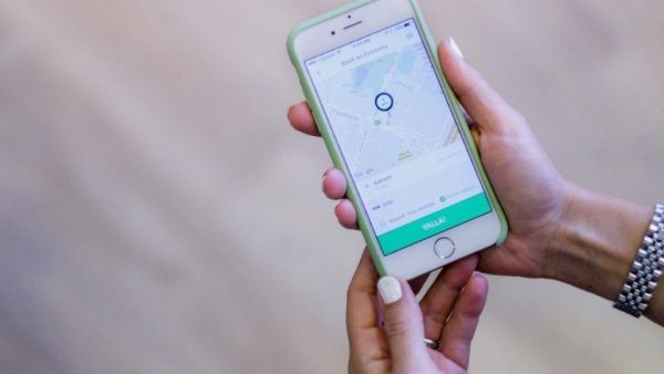 كريم تنافس أوبر بخدمة جديدة عبر واتساب