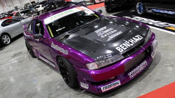 معرض السيارات المعدلة في أبوظبي
