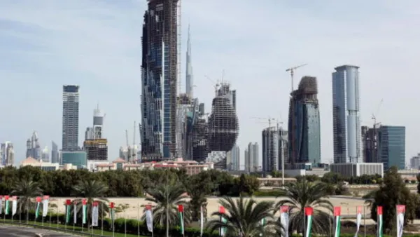 تقوم شركة ماجد الفطيم القابضة بتقييم ودراسة خيارات مختلفة لتطوير مركز تسوق يضم 50 متجراً في إحدى المناطق السكنية الحيوية في إمارة دبي