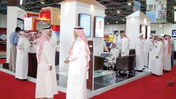 يوجد في السعودية أكثر من 600 منشأة مهيأة للمعارض والمؤتمرات والاجتماعات، وأكثر من 1200 منظم معارض ومؤتمرات مرخص من وزارة التجارة والصناعة (الشرق الأوسط)
