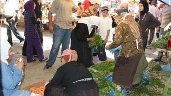 تدخل نسبة كبيرة من العائلات، ضمن دائرة الأوضاع الحرجة مادياً، لاسيما العائلات الميسورة، بفعل الأعباء المتزايدة والمتطلبات المتصاعدة