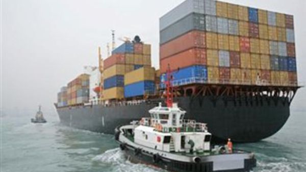 Handling fees at the container terminal would increase by 12 percent, following a deal between the Transportation Ministry and the Association of Shipping Agents