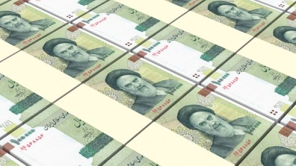 إيران بحاجة لاستثمارات أجنبية تتراوح بين 30 و50 مليار دولار كي تصل إلى معدل نمو سنوي يبلغ 8%