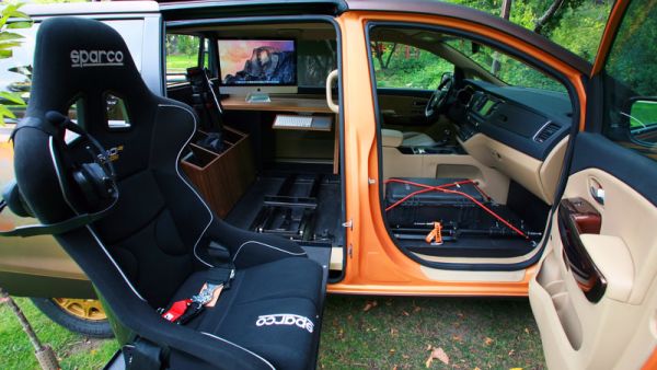 كيا فوتو سفاري سيدونا