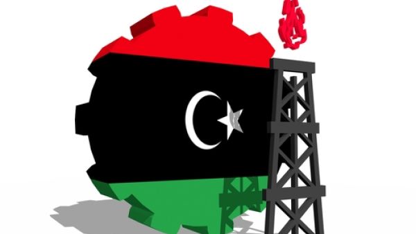 يقلص الإغلاق إنتاج البلاد إلى أقل بكثير من 500 ألف برميل يوميا أي ثلث ما كانت تضخه ليبيا في 2010 