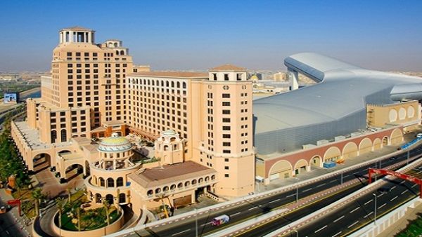 قامت “ماجد الفطيم العقارية” بتوسيع نطاق محفظتها خلال 2015، حيث كشفت عن زيادة إيراداتها 7% لتصل إلى 4 مليارات درهم، في حين ارتفعت الأرباح 9% لتبلغ 2.6 مليار درهم