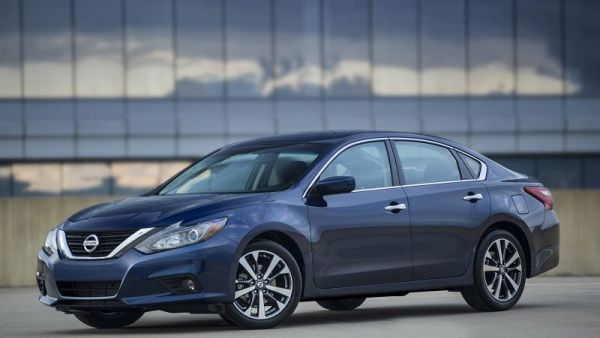 أصبحت نيسان التيما 2017 متوفرة للبيع في جميع صالات عرض نيسان في دبي والشارقة والإمارات الشمالية