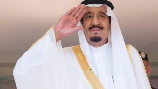 الملك سلمان يطّلع على المخطط العام لأعمال مشروع البحر الأحمر