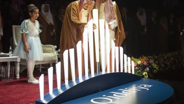 رعى خادم الحرمين الشريفين الملك سلمان بن عبدالعزيز، البارحة، حفل وضع حجر الأساس لمشروع "القدية"