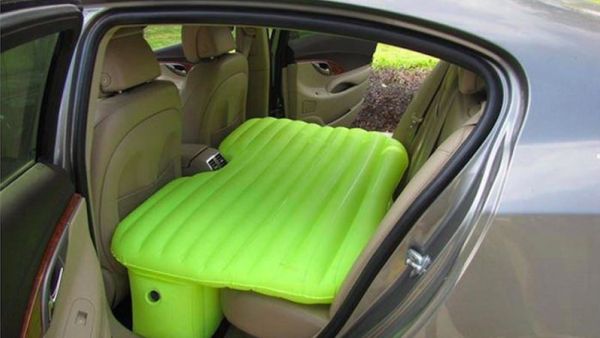 تتوفر هذه الفرشة المخصصة للنوم داخل السيارات للبيع على موقع lightinthebox مقابل مبلغ 103.99 دولار أمريكي (389.984 ريال سعودي)، وعلى موقع ebay مقابل 47,86 دولار أمريكي (3.750 ريال سعودي)