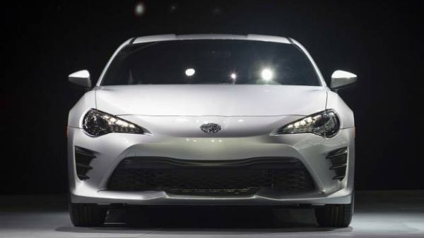 سيبدأ سعر تويوتا 86 2017 من 26,255 دولار أمريكي (98,431 ريال سعودي)