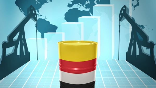 كان اليمن من بين صغار منتجي ومصدري النفط الخام قبل الحرب الأهلية التي قسمت البلاد ودفعت شركات النفط الأجنبية إلى مغادرتها،
