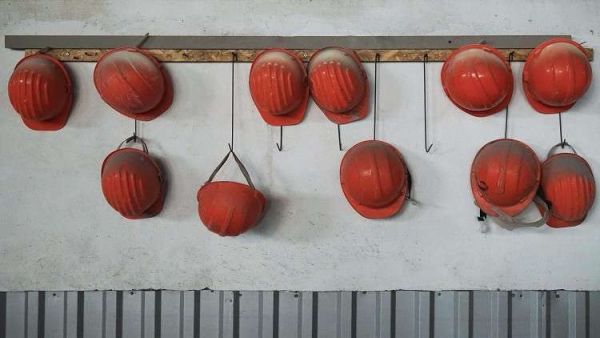 عدد العمال المصابين وصل إلى عشرة