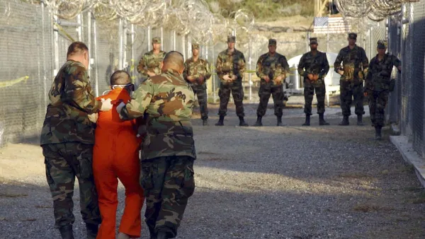 هيئة دولية تدعو لإطلاق سراح سجين باكستاني في غوانتانامو
