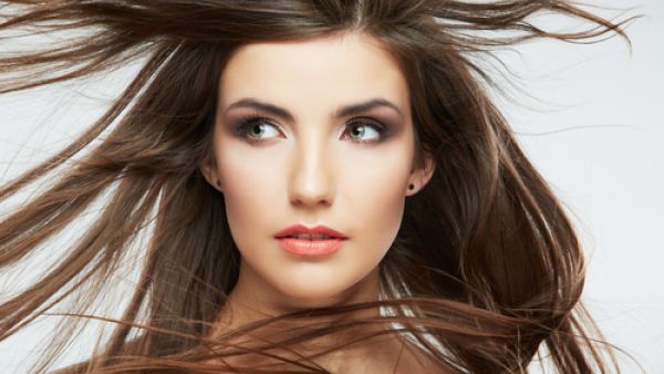 الشعر هو مرآة جمال المرأة فإن فقدته فقدت جاذبيتها
