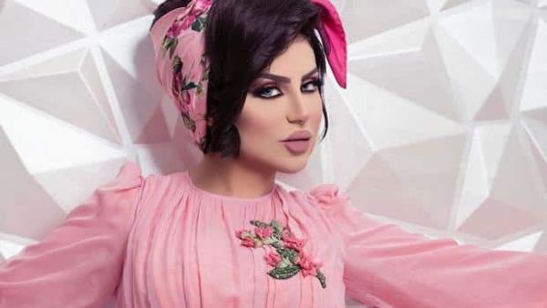 الاعلامية الكويتية حليمة بولند