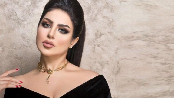 حليمة بولند