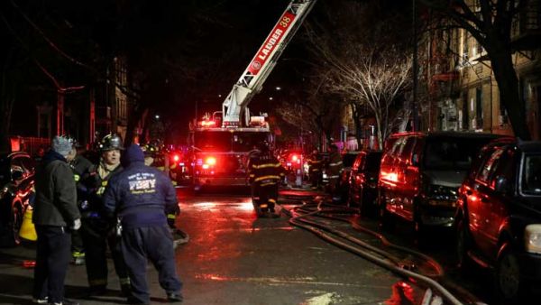 أكثر من 160 من رجال الإطفاء تواجدوا في مكان الحادث لمكافحة الحريق  