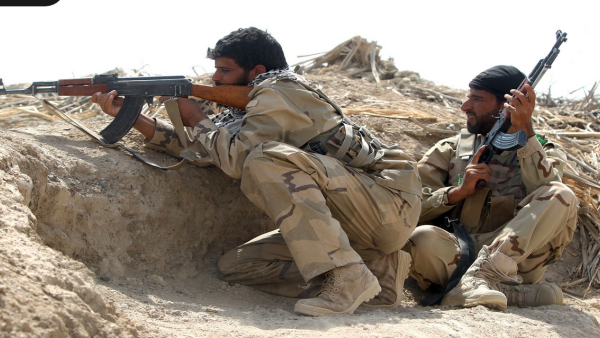 مسلّحان من مليشيا "الحشد الشعبي" / فرانس برس