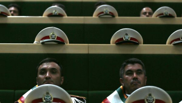 Members of Iran's Armed Forces attend President Hassan Rouhani's swearing in ceremony (AFP/File Photo)	