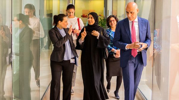A team from Dubai Medical Tourism Council and Dubai Health Authority (DHA) met with the International patient team and other doctors from the Canadian Specialist Hospital. A team from Dubai Medical Tourism Council and Dubai Health Authority (DHA) met with the International patient team and other doctors from the Canadian Specialist Hospital.
