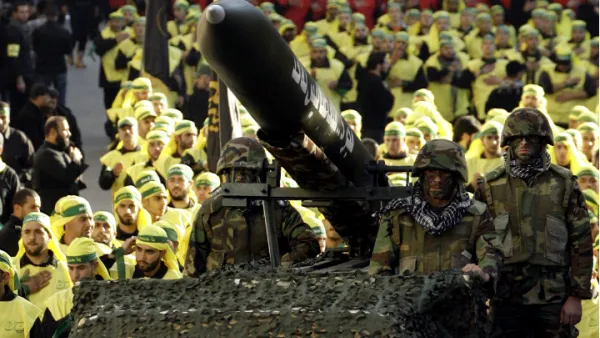 Soldiers from Hizbullah - Islamist political party and militant group based in Lebanon (AFP/File Photo)
