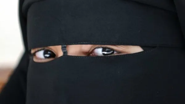 مشروع قرار هولندي يحظر النقاب
