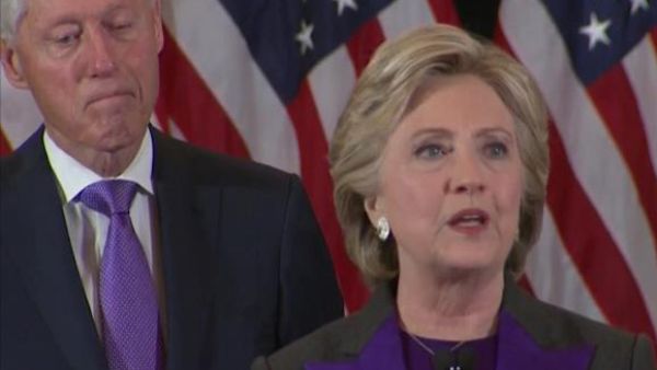 أعربت كلينتون عن أسفها "لأننا لم نفز في الانتخابات"