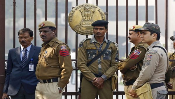 هندي يقتل 14 شخصا من عائلته ثم ينتحر - ارشيف