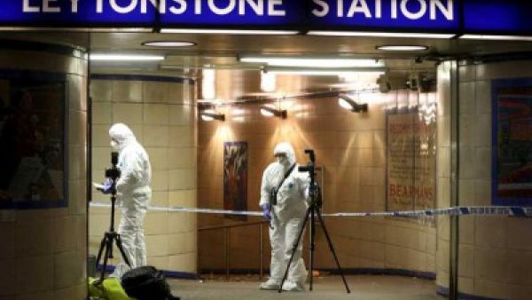 طعن ثلاثة اشخاص في مترو لندن في هجوم "ارهابي"