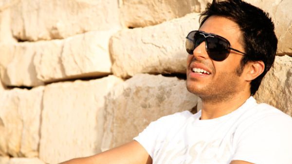 المطرب محمد حماقي