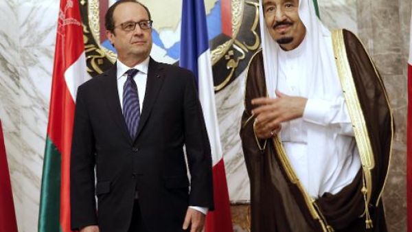 هولاند يدعو السعودية الى الغاء عقوبة الاعدام
