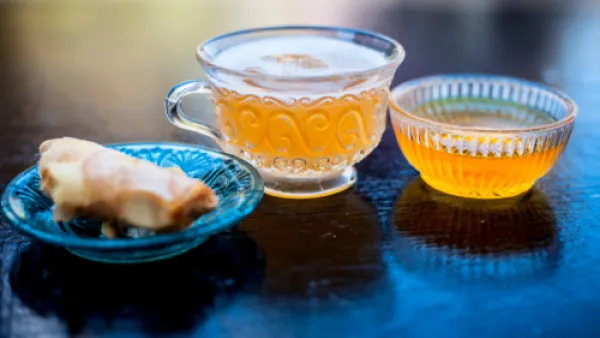 مزيج العسل مع الزنجبيل والحبة السوداء لعلاج العديد من المشكلات الصحية

