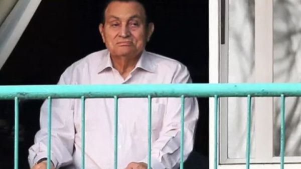 البلتاجي طالب بمثول مبارك في المحكمة شاهدا