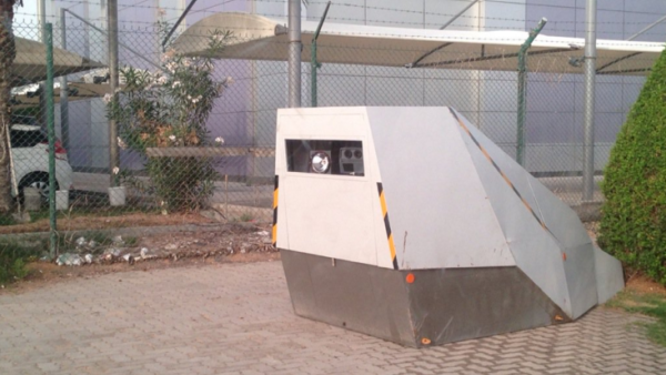 From far away, it looks like a dumpster. But take a closer look... (photo: Twitter/@al3amri_HaithM) 