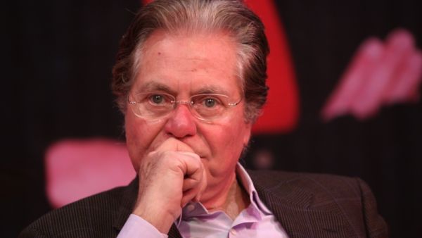 النجم حسين فهمي