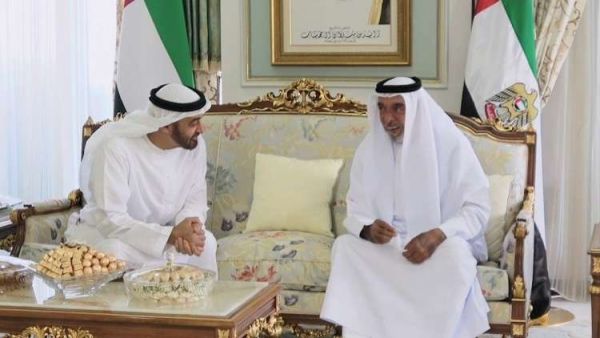 يغيب الرئيس الإماراتي عن أي أنشطة رسمية علنية منذ تعرضه لوعكة صحية بعد جلطة ألمت به