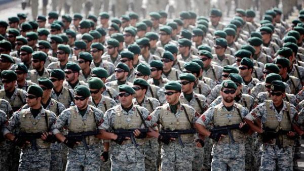 Iranian Army's special forces march past during the Army Day parade in Tehran on April 18, 2013. (AFP/File)