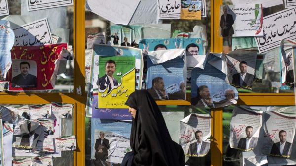 إيران "مارست نشاطات بشعة ضد السنة فيما تعج سجونها بالمعتقلين المسيحيين والبهائيين".