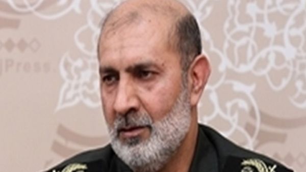 مساعد قائد الحرس الثوري يقيّم قناتي العربية والجزيرة
