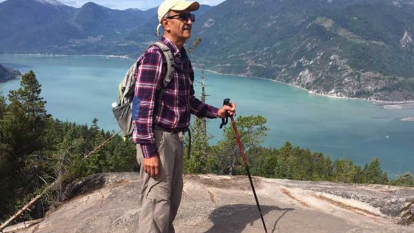 إيران تتهم ناشطا بيئيا توفي بسجونها بالتجسس لحساب واشنطن وإسرائيل