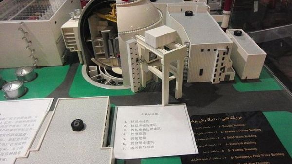 Model of the Bushehr Nuclear Power Plant - in the Iranian pavilion of EXPO 2010 Shanghai (Wikimedia Commons/Bernd.Brincken)