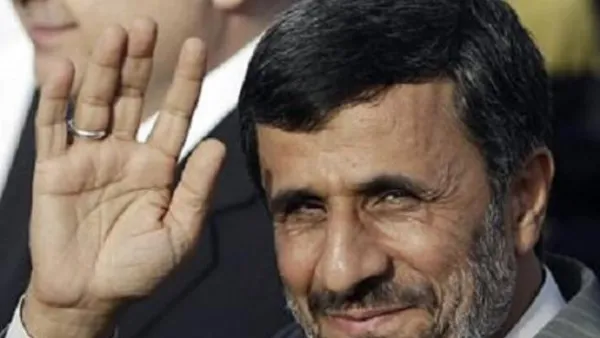 قائد قوات الباسيج يقول أن نجاد لم يعد له أي قاعدة أو دعم 