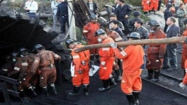 يعمل أكثر من 500 عامل في منجم ازاد شهر للفحم الحجري